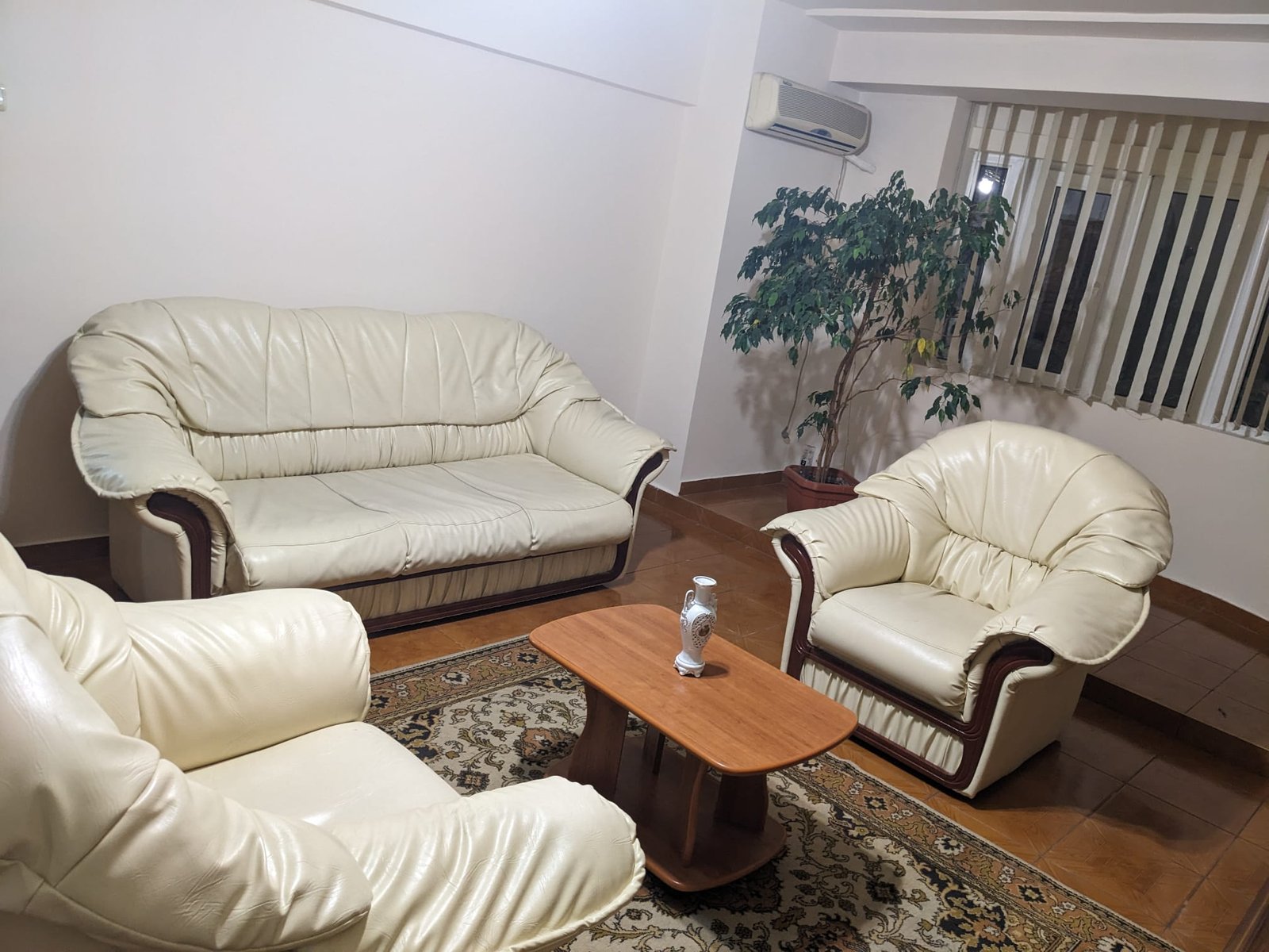 Inchiriere apartament 2 camere Marriot
