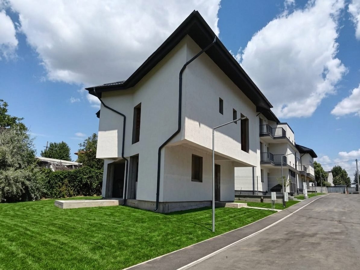 Vilă Individuală P+1E+M în Salciei Residence Bragadiru (190 mp | Curte de la 300 mp)