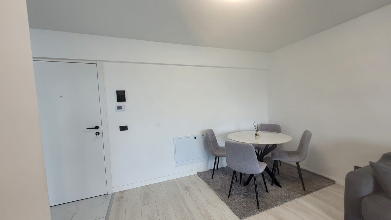 Apartament Emil Racovita