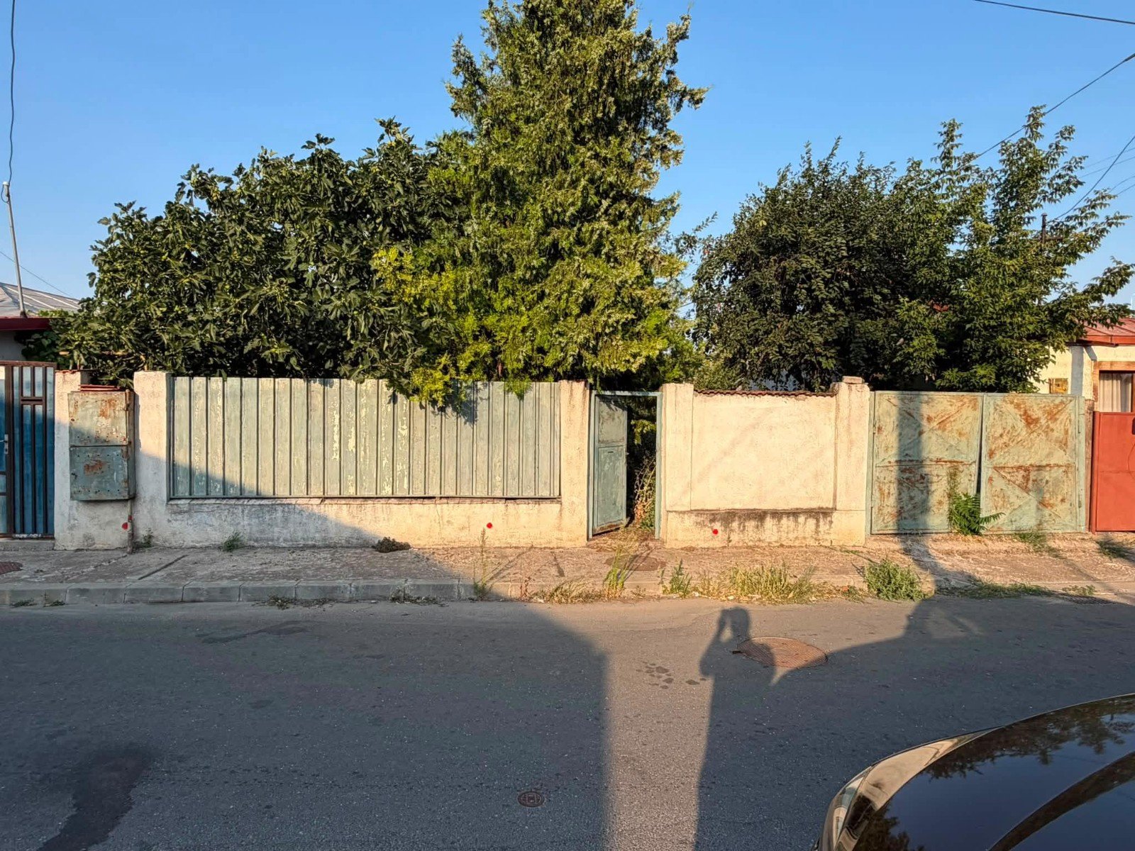 TEREN CU CONSTRUCȚIE EXISTENTĂ
